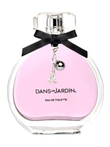 Jolie Dans un Jardin