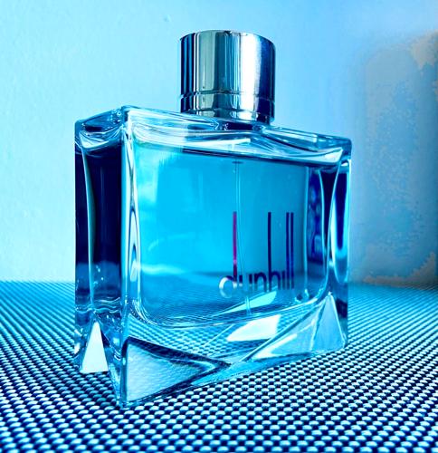 thumbnail image 2 of Dunhill Para Salud Y Belleza - Carethy Dunhill Black Perfume Png 2 of 9