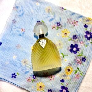 Fleur de Diva Emanuel Ungaro