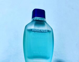 Insence Ultramarine Ice Cube Givenchy
