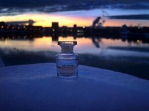 Secrets d’Essences Iris Noir Eau Fraiche Yves Rocher