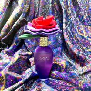 Lola Velvet Marc Jacobs