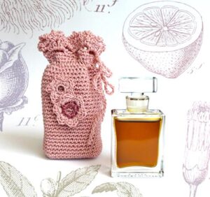 Lyra Roxana Illuminated Perfume