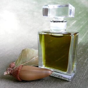 Q Roxana Illuminated Perfume