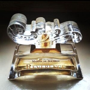 Reverence Princesse Marina De Bourbon