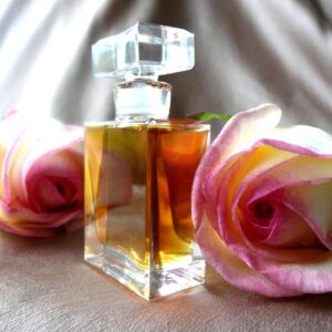 Rosa Roxana Illuminated Perfume