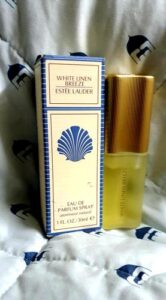 White Linen Breeze Estée Lauder