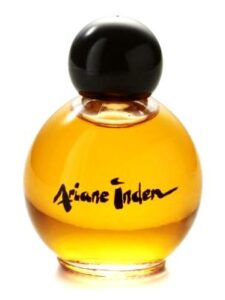 Woman Basic Ariane Inden