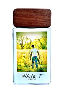 White T TSVGA Parfums